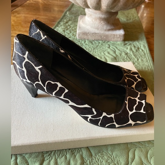 Nine West Mazzo Animal Print Peep Toe Heels - Picture 4 of 13